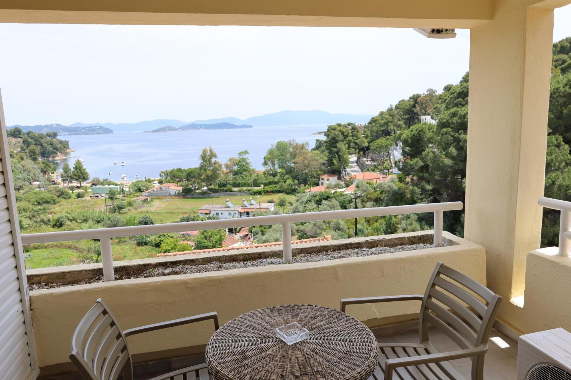 Kanapitsa Mare Hotel Ngoại thất bức ảnh